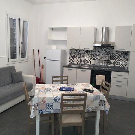 ポルト・チェザーレオ Casa Antonio E Nicolettaヴィラ エクステリア 写真
